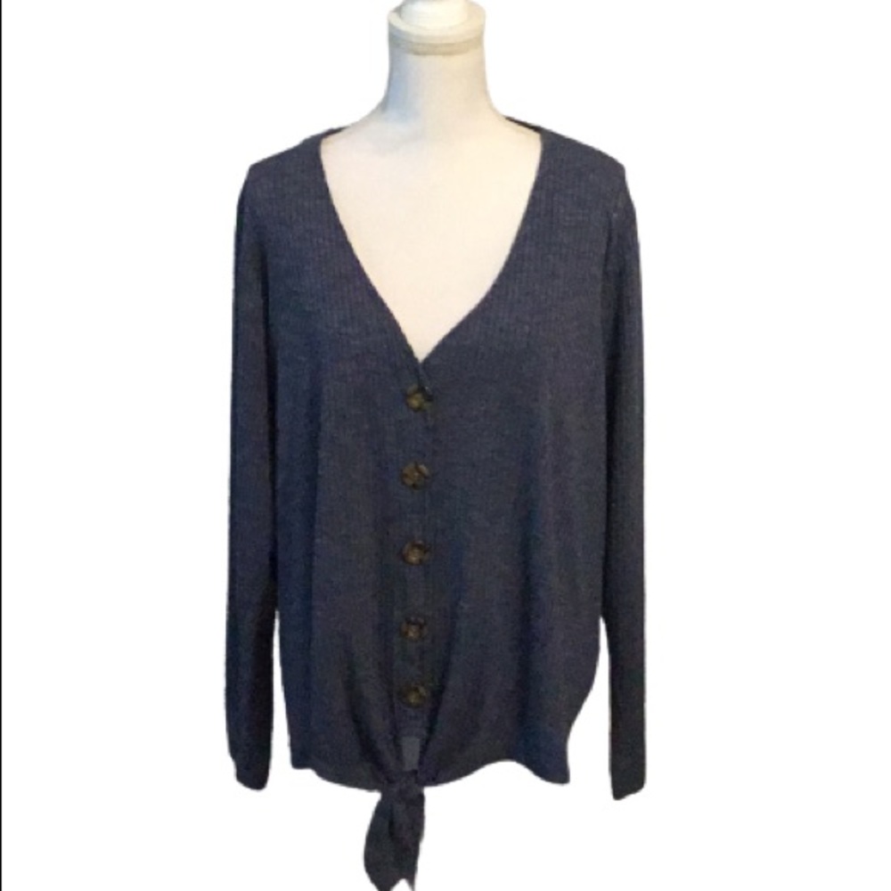 Blue blouse with tie at waist size 2X